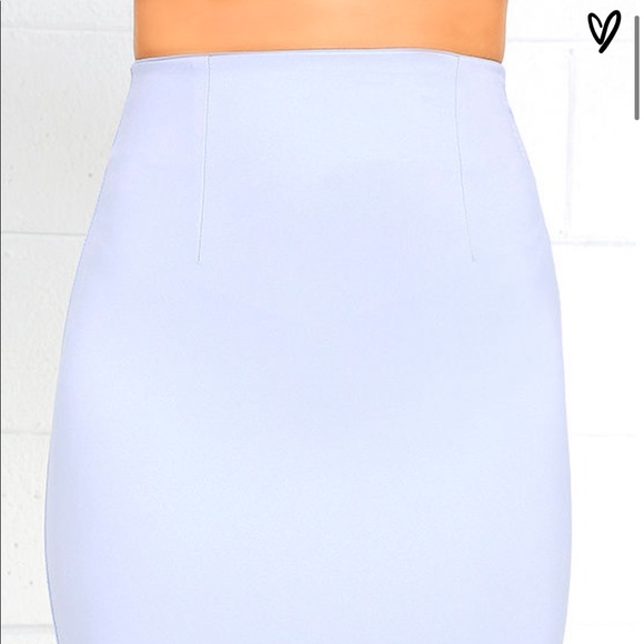 💗Lulu’s Periwinkle Pencil skirt💗 - Picture 4 of 4